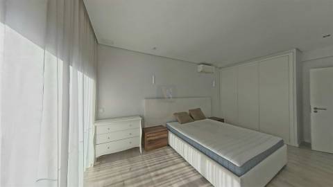 Moradia T5 Venda em Montenegro,Faro