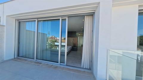 Moradia T5 Venda em Montenegro,Faro