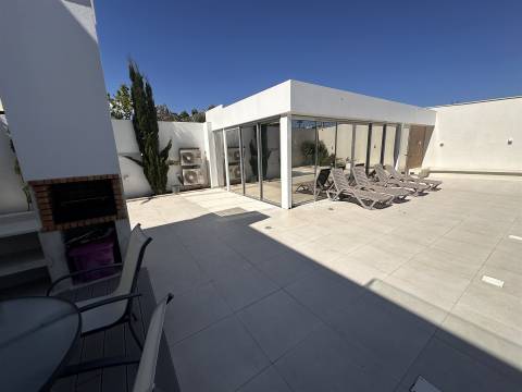 Moradia T5 Venda em Montenegro,Faro