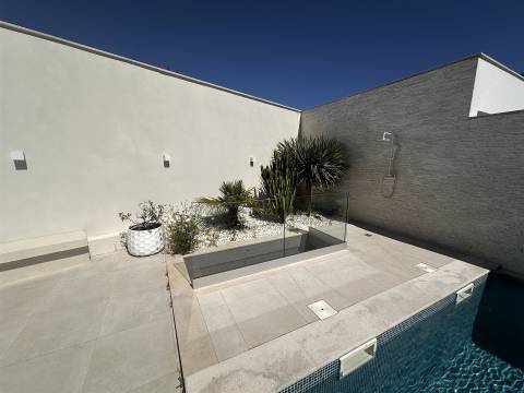 Moradia T5 Venda em Montenegro,Faro