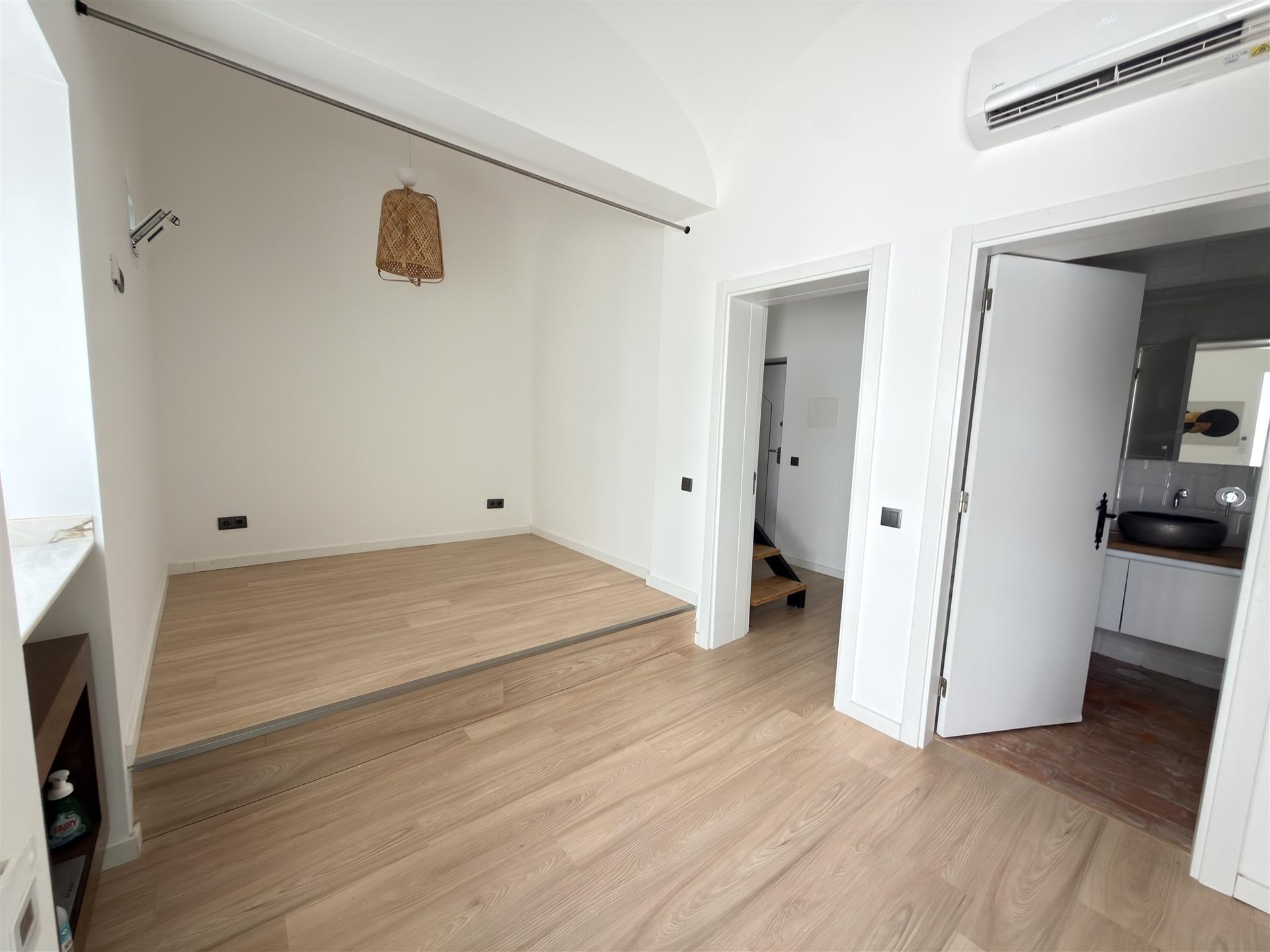 Moradia T1 Venda em Olhão,Olhão