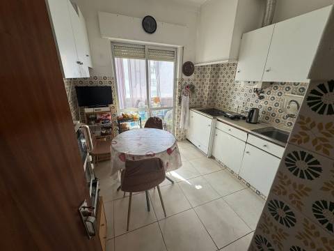 Apartamento T3 Venda em Olhão,Olhão