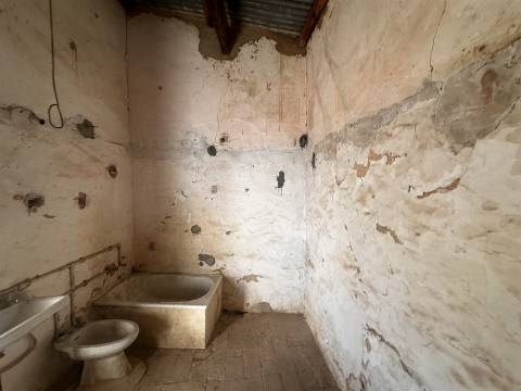 Moradia Rústica T3+3 Venda em Moncarapacho e Fuseta,Olhão