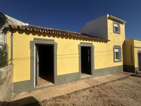 Moradia Rústica T3+3 Venda em Moncarapacho e Fuseta,Olhão