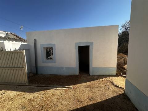 Moradia Rústica T3+3 Venda em Moncarapacho e Fuseta,Olhão