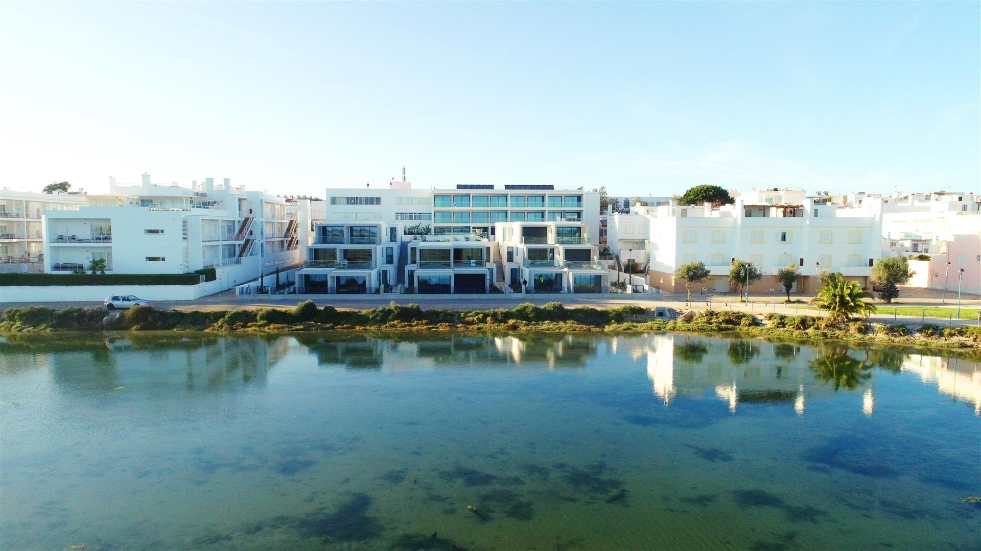 Apartamento T2 Venda em Moncarapacho e Fuseta,Olhão