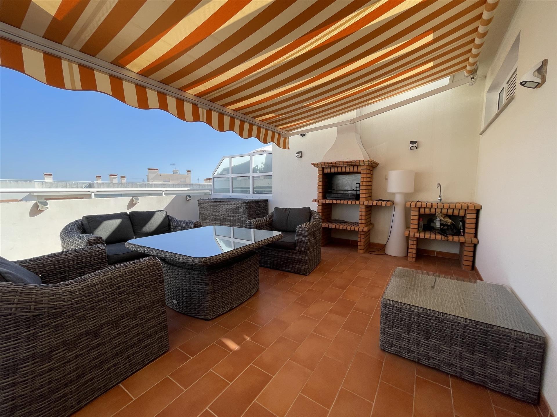 Apartamento T1+1 DUPLEX Venda em Olhão,Olhão