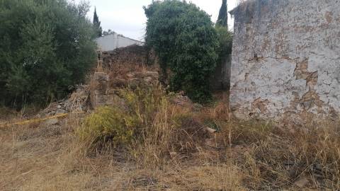 Terreno Urbano T3 Venda em Moncarapacho e Fuseta,Olhão