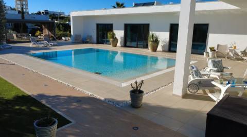 Moradia Isolada T3+1 DUPLEX Venda em Quelfes,Olhão