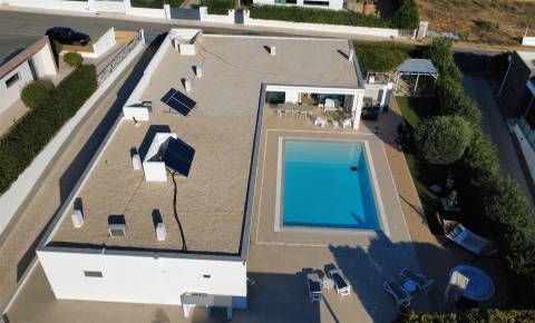 Moradia Isolada T3+1 DUPLEX Venda em Quelfes,Olhão