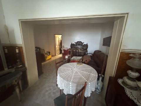 Moradia T7 Venda em Moncarapacho e Fuseta,Olhão