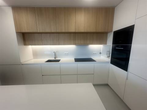 Apartamento T1+1 Venda em Olhão,Olhão