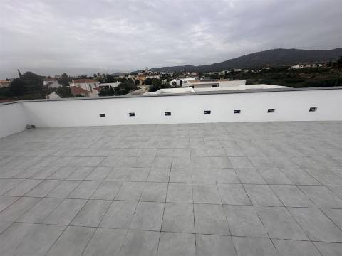 Moradia Isolada T4 Venda em Quelfes,Olhão