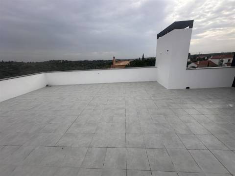 Moradia Isolada T4 Venda em Quelfes,Olhão