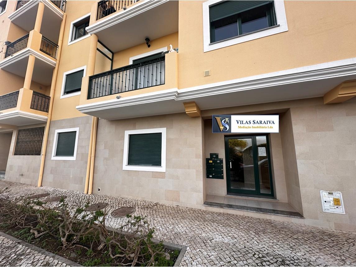 Apartamento T3 Venda em Quelfes,Olhão