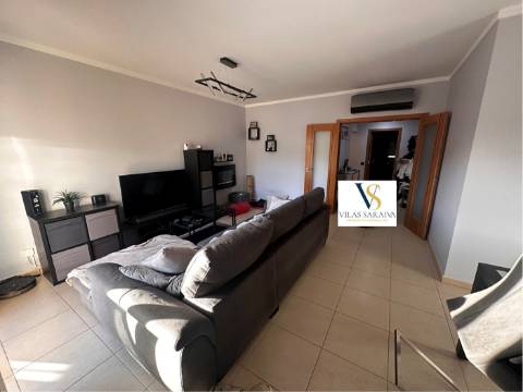 Apartamento T3 Venda em Quelfes,Olhão