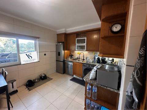 Apartamento T3 Venda em Quelfes,Olhão