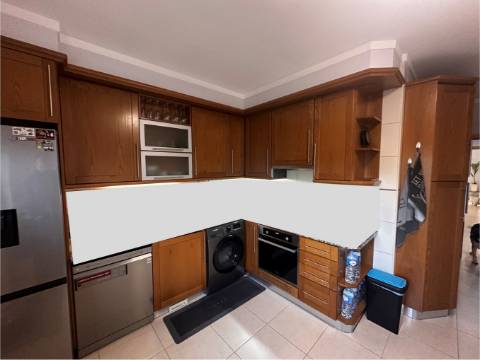 Apartamento T3 Venda em Quelfes,Olhão