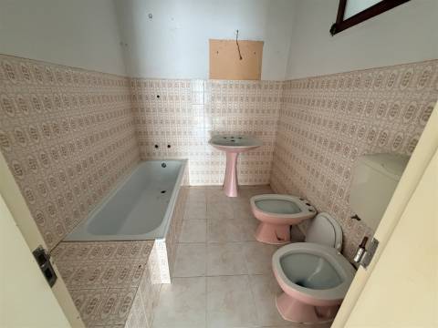 Moradia Geminada T1 Venda em Quelfes,Olhão