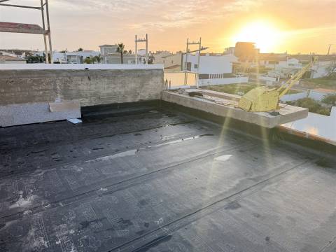 Moradia T3 Venda em Quelfes,Olhão