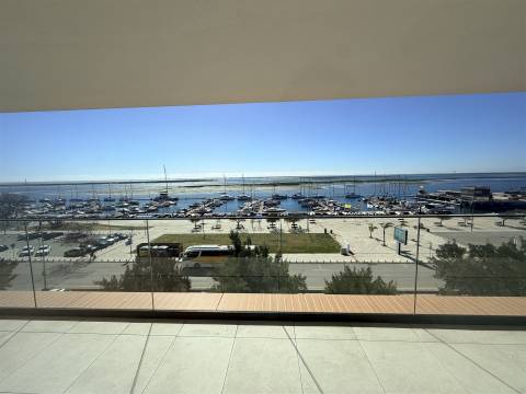 Apartamento T2 Venda em Olhão,Olhão