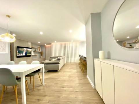 Apartamento T5 Venda em Faro (Sé e São Pedro),Faro