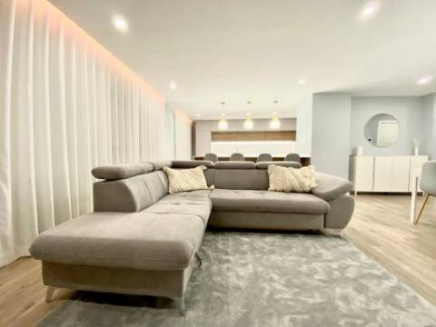 Apartamento T5 Venda em Faro (Sé e São Pedro),Faro