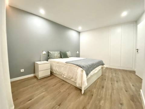 Apartamento T5 Venda em Faro (Sé e São Pedro),Faro