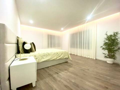 Apartamento T5 Venda em Faro (Sé e São Pedro),Faro