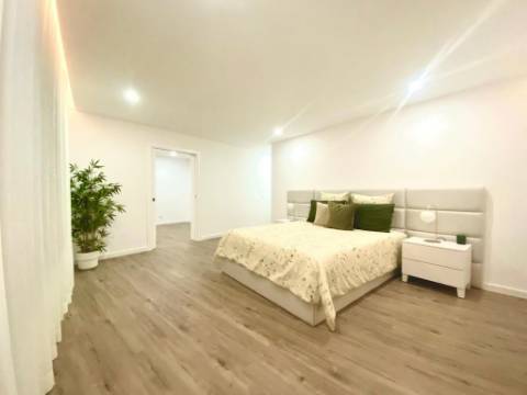 Apartamento T5 Venda em Faro (Sé e São Pedro),Faro