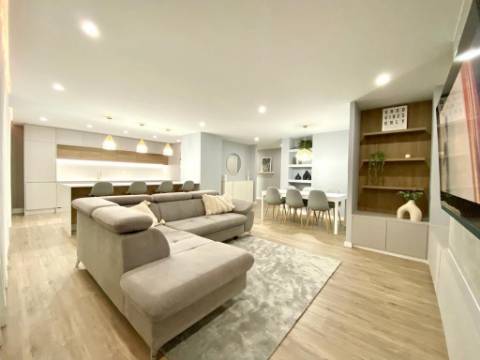 Apartamento T5 Venda em Faro (Sé e São Pedro),Faro