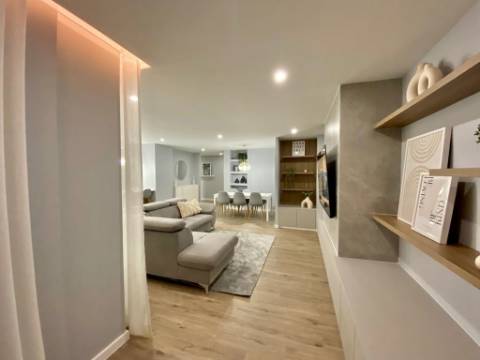 Apartamento T5 Venda em Faro (Sé e São Pedro),Faro