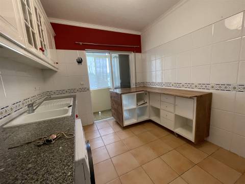 Apartamento T3 Venda em Quelfes,Olhão