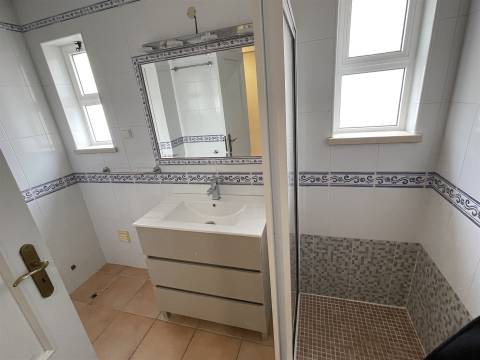 Apartamento T3 Venda em Quelfes,Olhão