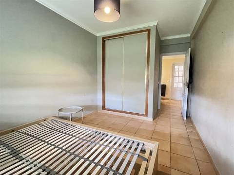Apartamento T3 Venda em Quelfes,Olhão