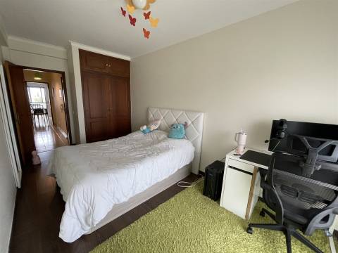 Apartamento T2 Venda em Quelfes,Olhão