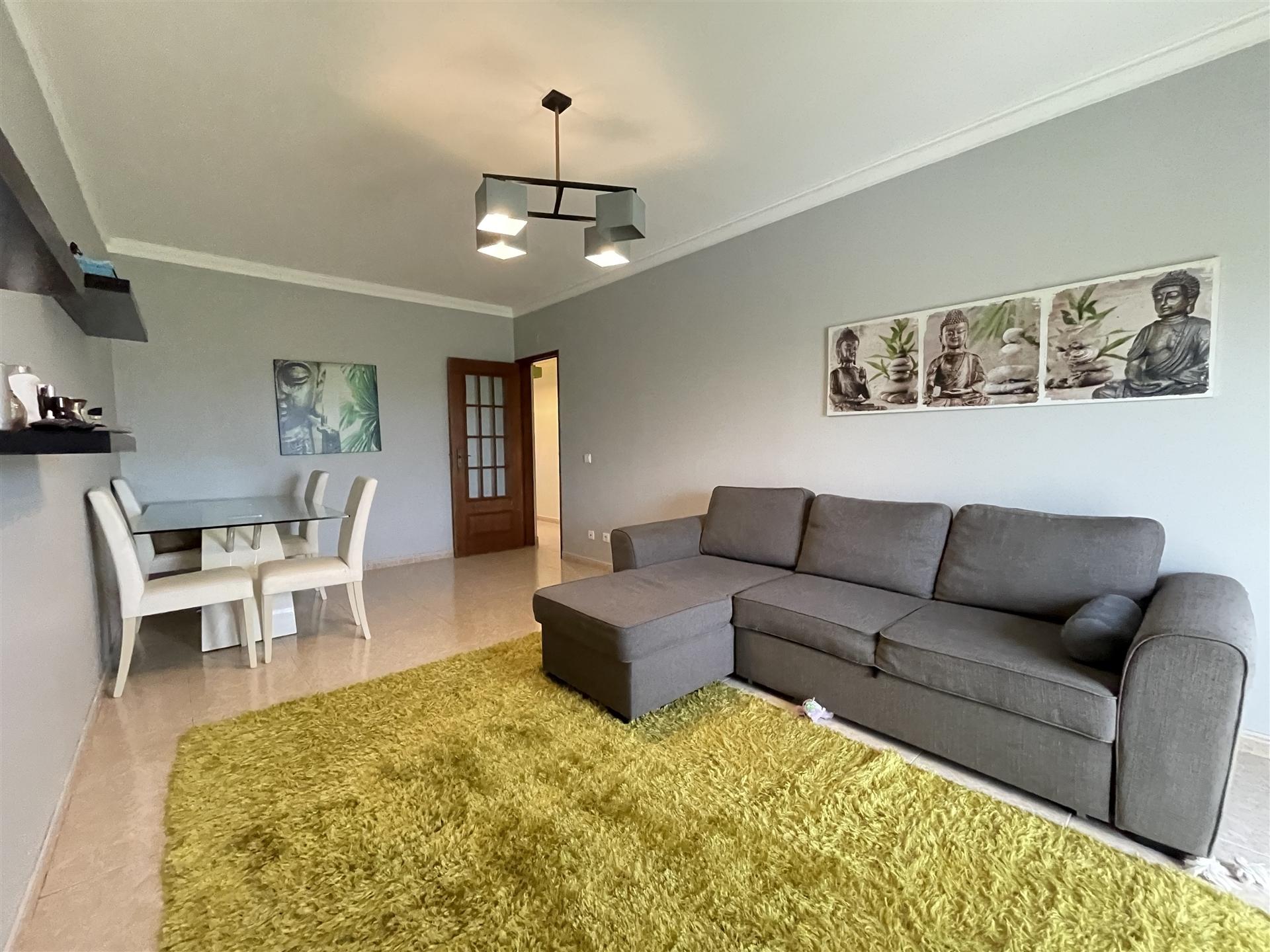 Apartamento T2 Venda em Quelfes,Olhão