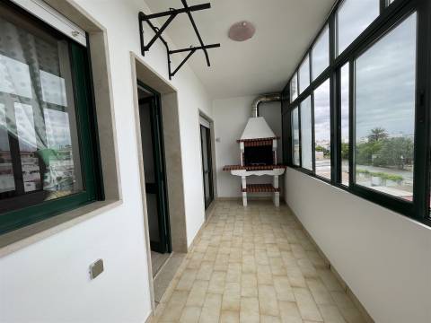 Apartamento T2 Venda em Quelfes,Olhão