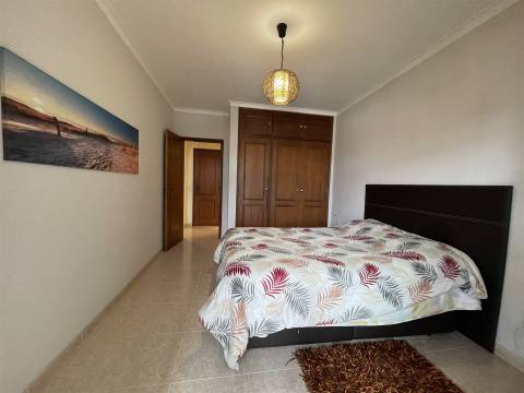 Apartamento T2 Venda em Quelfes,Olhão