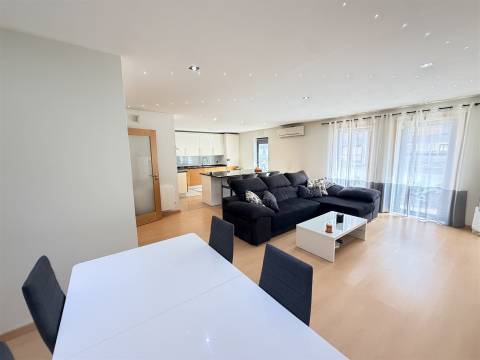 Apartamento T2 Venda em Olhão,Olhão