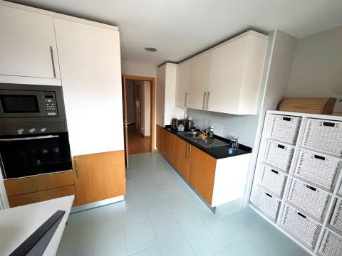 Apartamento T3 Venda em Olhão,Olhão