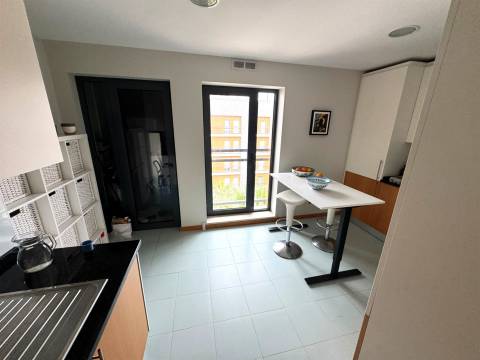 Apartamento T3 Venda em Olhão,Olhão