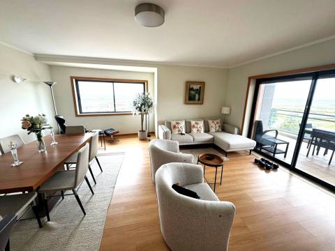 Apartamento T3 Venda em Olhão,Olhão