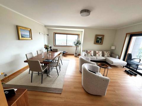 Apartamento T3 Venda em Olhão,Olhão