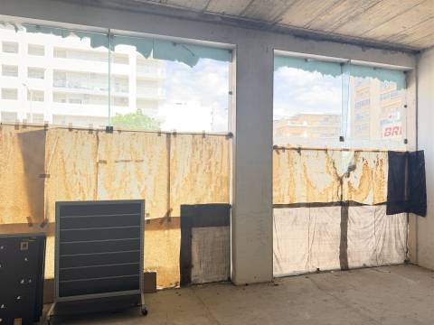 Loja  Venda em Faro (Sé e São Pedro),Faro