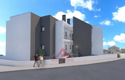 Apartamento T1 - Último Piso - Marrazes