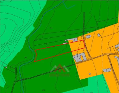 Quintinha c/ Frente para o Rio Lena