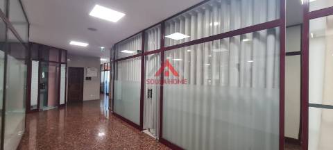 Loja / Escritório no Centro da Cidade
