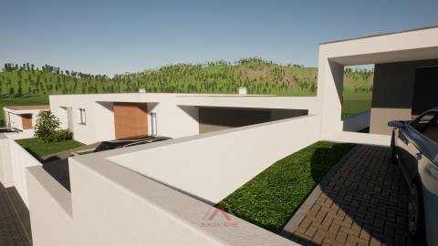 Moradia T4 com 3 Suites + Jardim