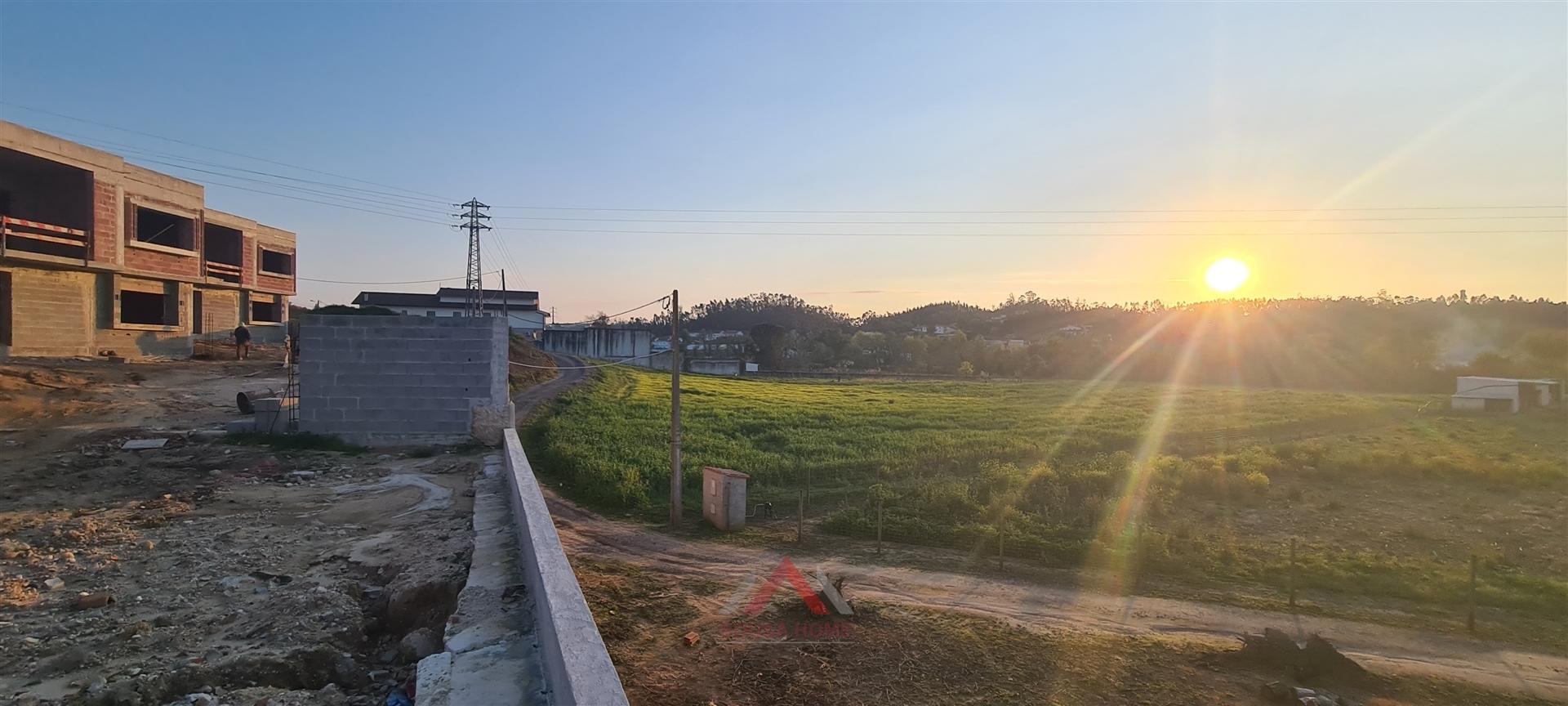 Moradia V3+1 - O Melhor Pôr do Sol